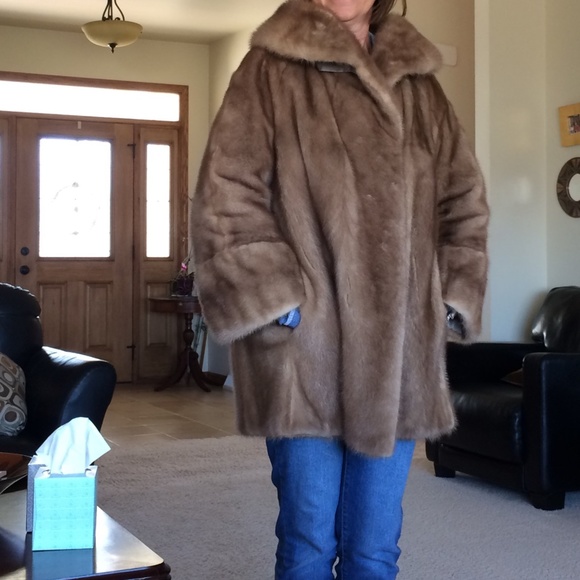 Vintage real fur coat - Picture 4 of 4